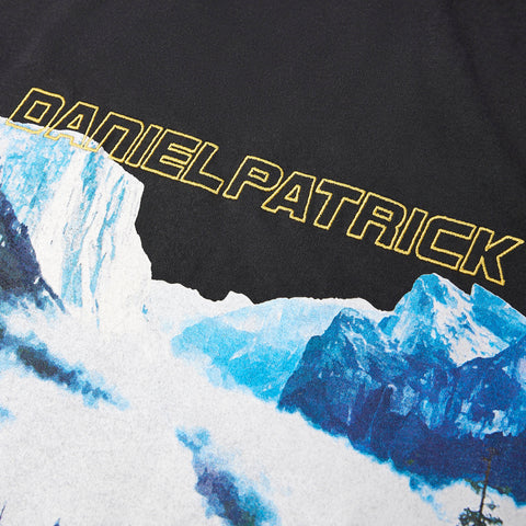 yosemite tee / washed black