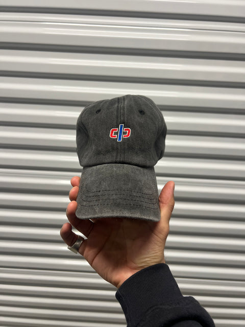 DP icon dad cap - vintage black/red/blue