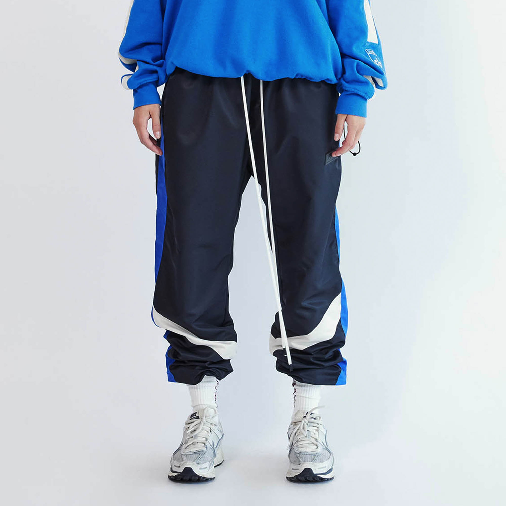 Parachute Track Pant 2.5 in Black/Cobalt/Ivory