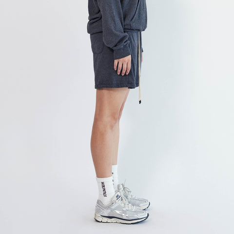 Loop Terry Standard Sweatshort in Black Heather