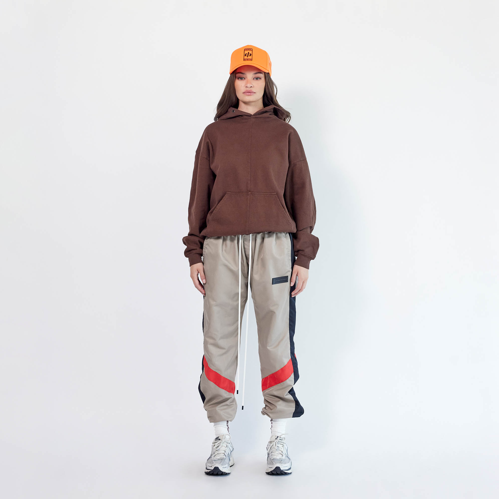 featured-hover | Parachute Track Pant 2.5 in Wheat/Black/Red