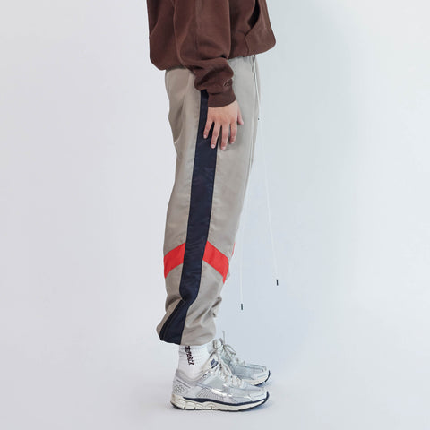 Parachute Track Pant 2.5 in Wheat/Black/Red