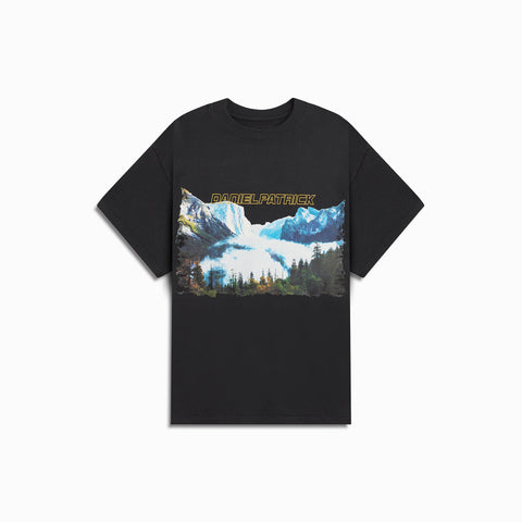 yosemite tee / washed black