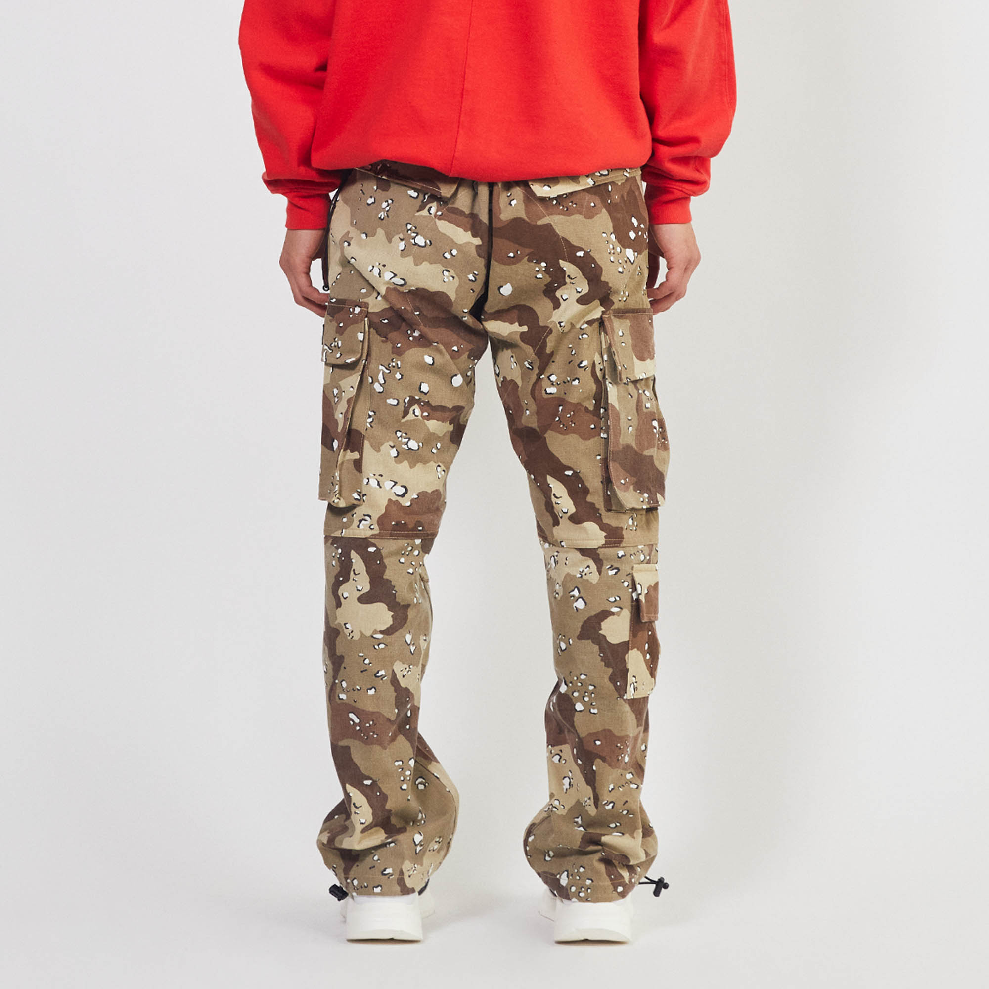 Mens distressed deals camo pants