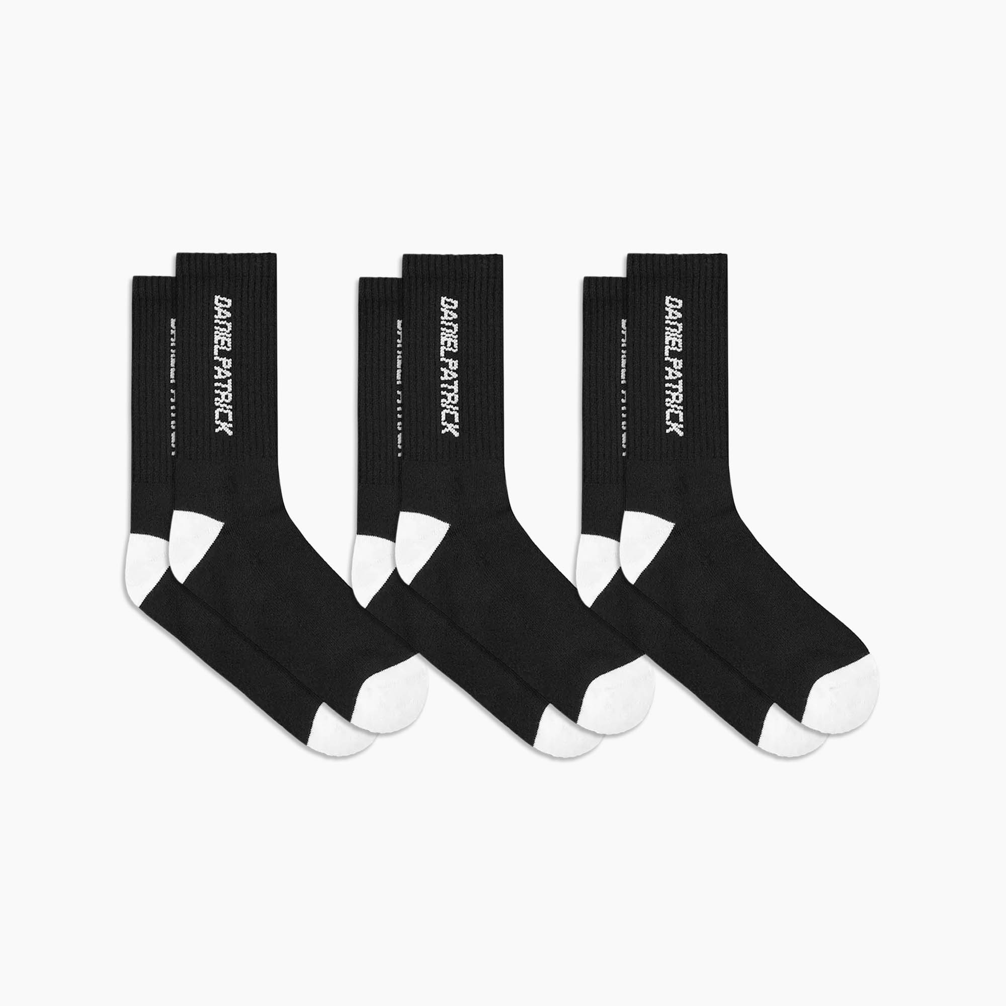 3 pack DP logo socks / black + white
