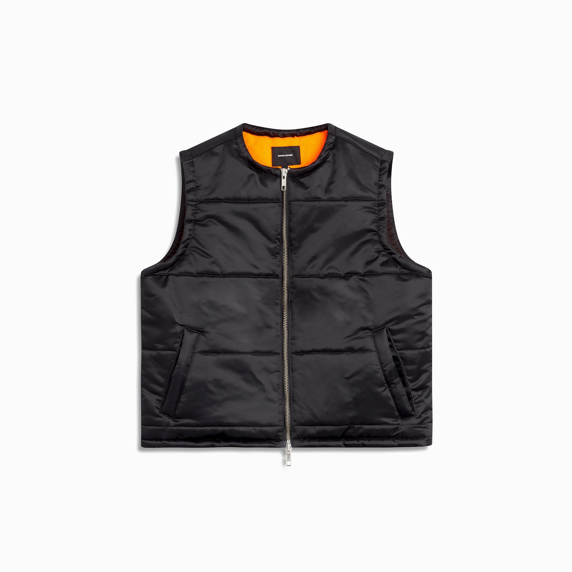 puffer vest / black